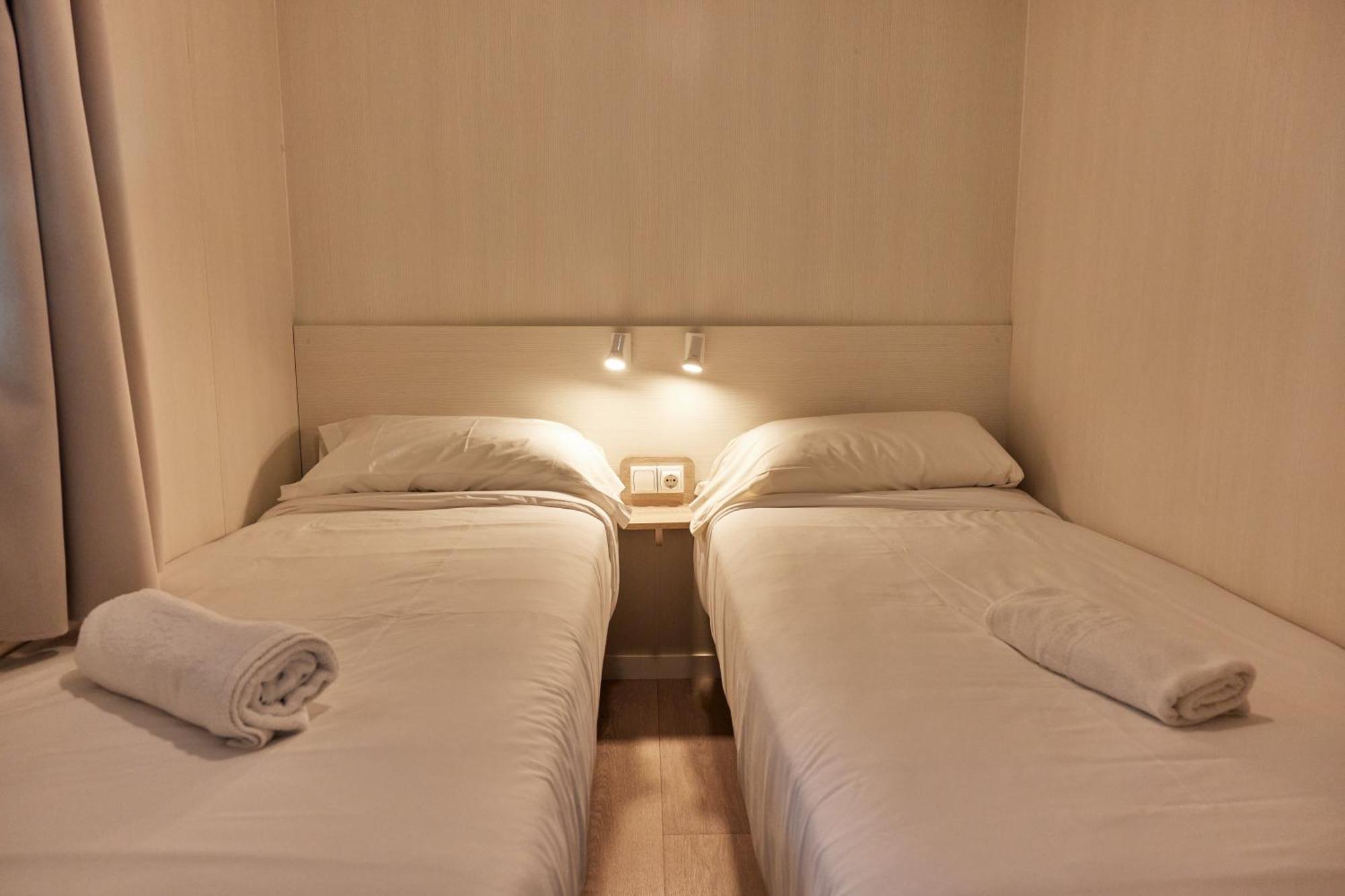 Taiga Conil Hotel โกนิล เด ลาฟรอนเตรา ห้อง รูปภาพ
