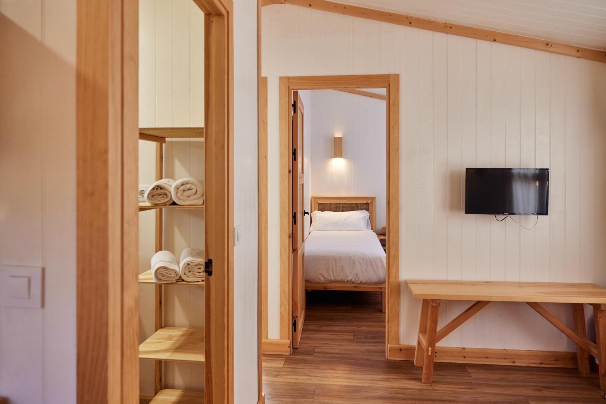 Taiga Conil Hotel โกนิล เด ลาฟรอนเตรา ห้อง รูปภาพ